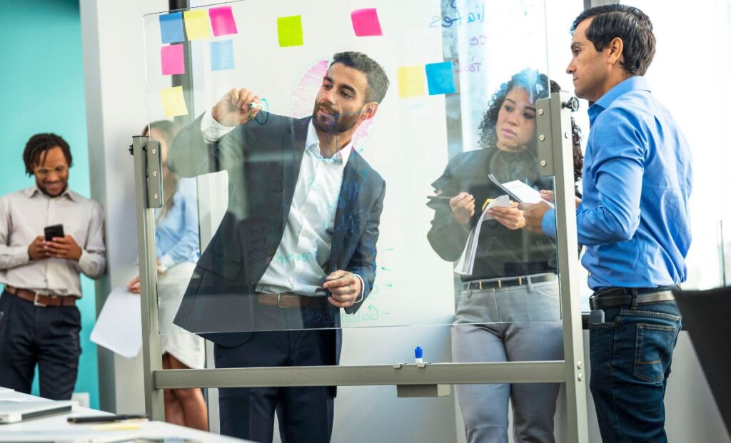 Effective Methods to Train Managers to Be Leaders